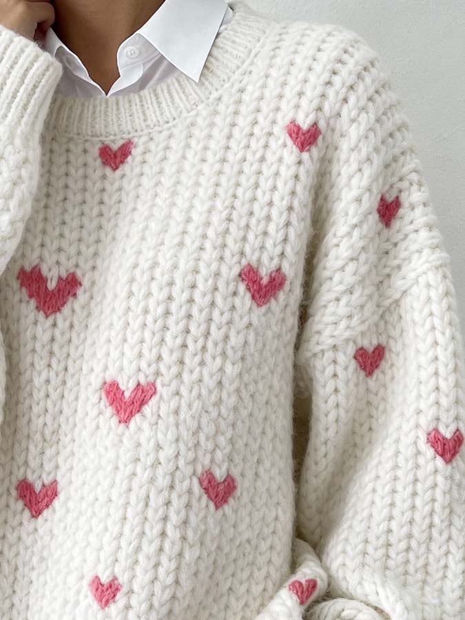Women'S Casual Loose-Fitting Round-Neck Sweater With A Heart Design