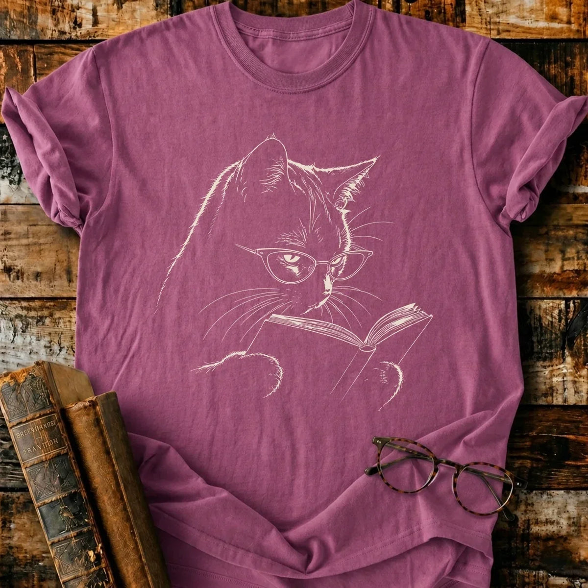 Vintage Reading Cat T-Shirt