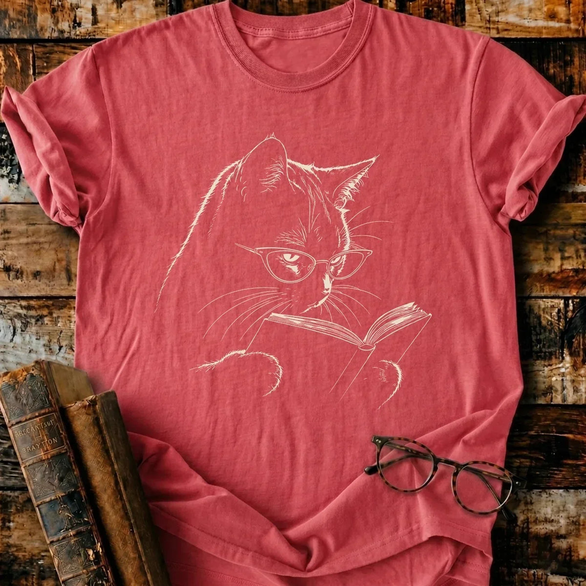 Vintage Reading Cat T-Shirt