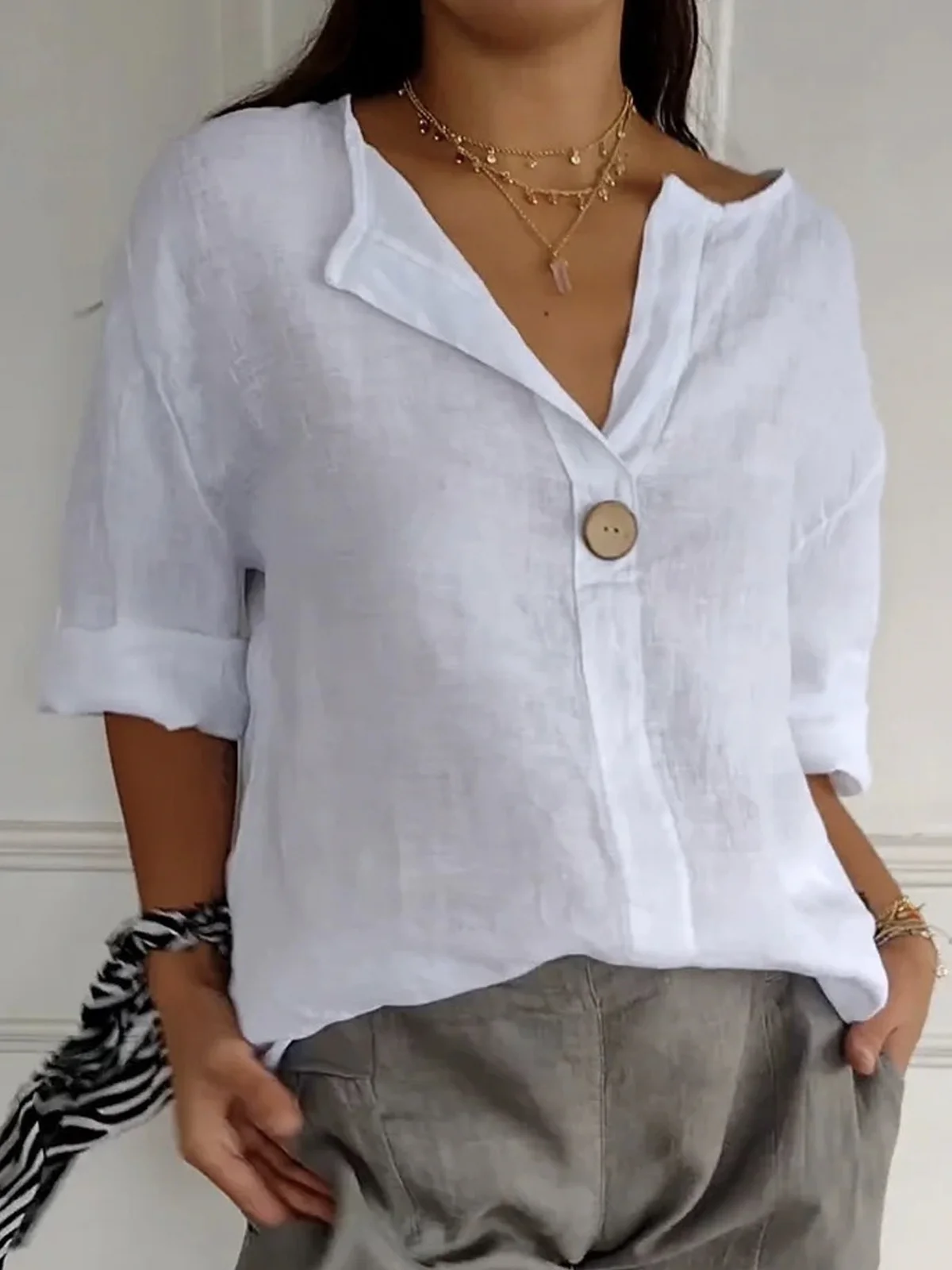 Women's Solid Linen V-Neck Single Button 3/4 Sleeve Top